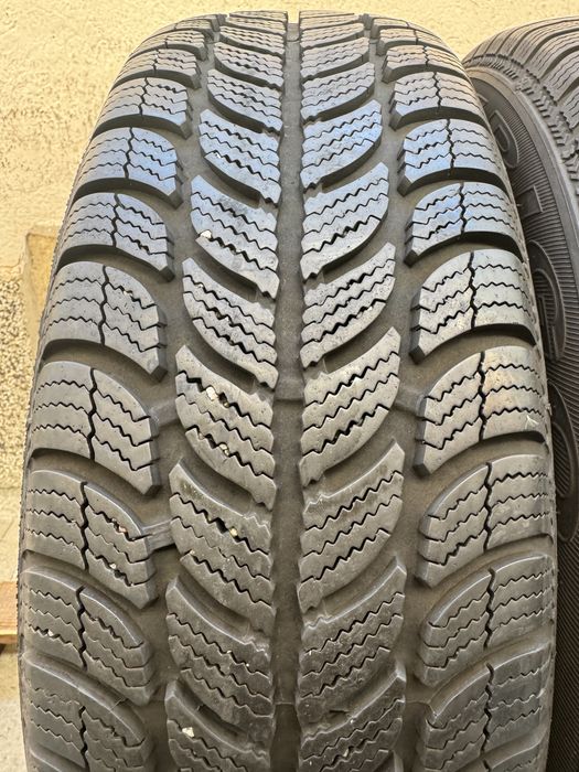 Автомобилни гуми 185 60 15 Debica
