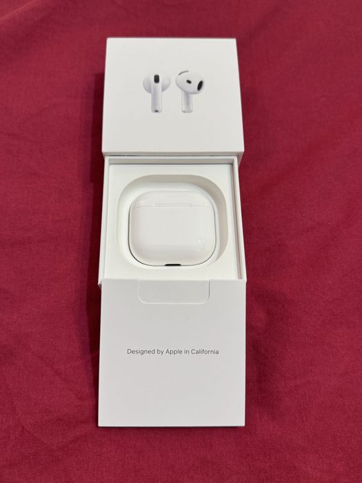 AirPods 4, noi, originale