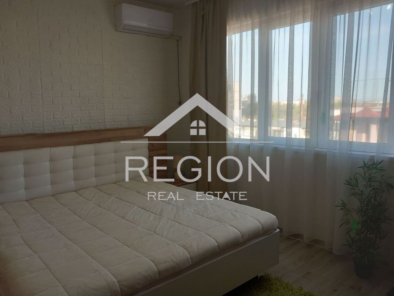 Дава се под наем Двустаен апартамент в Пловдив, Каменица 2 - 70 кв.м за 500 € - Снимка #1