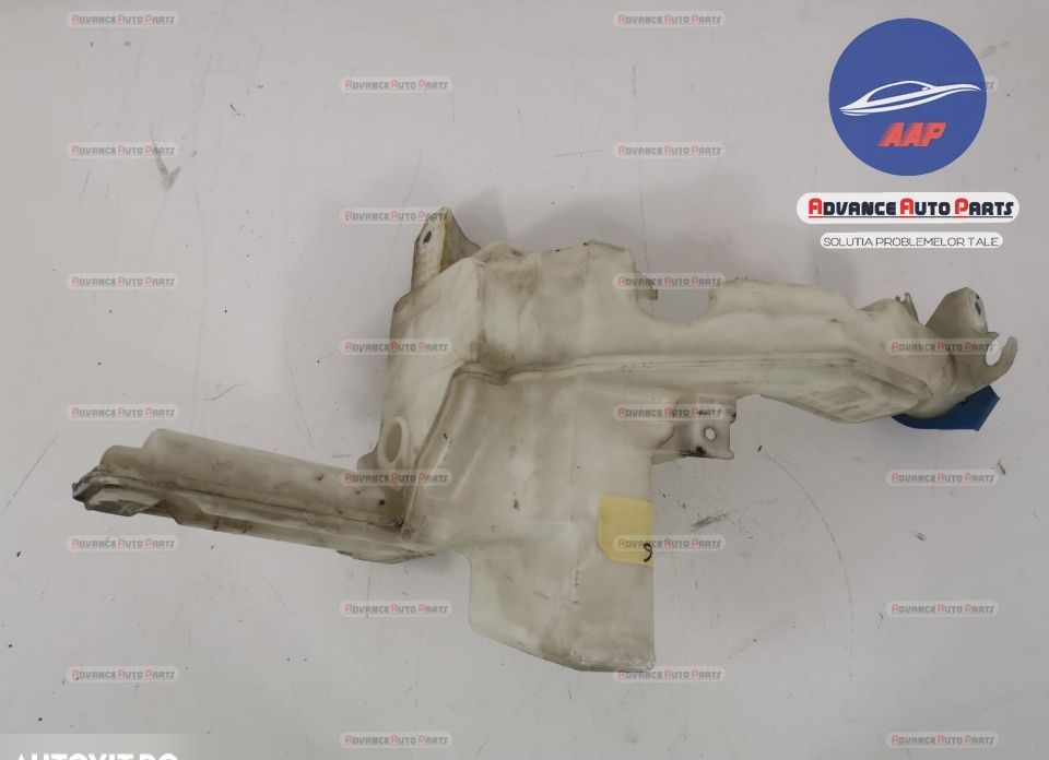 Оригинален резервоар за чистачки Фолксваген / Volkswagen Passat B6 Ори