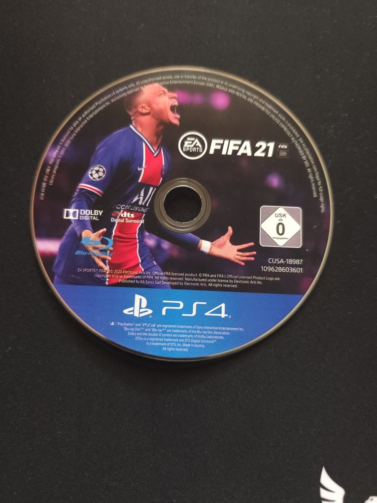 Jocuri PS4  plus maneta  !