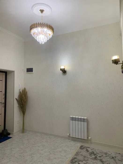 Продается 3 ком квартира евро ремонтом в новостройке. 80000 у е