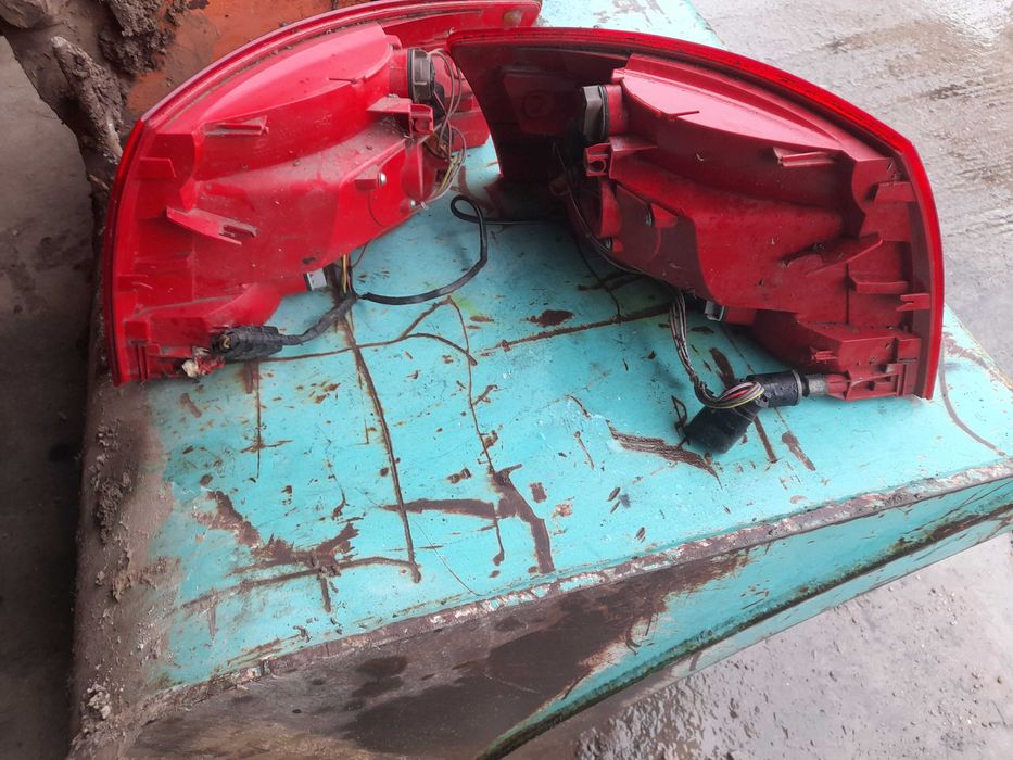 Stopuri spate audi a4 b7  cabrio