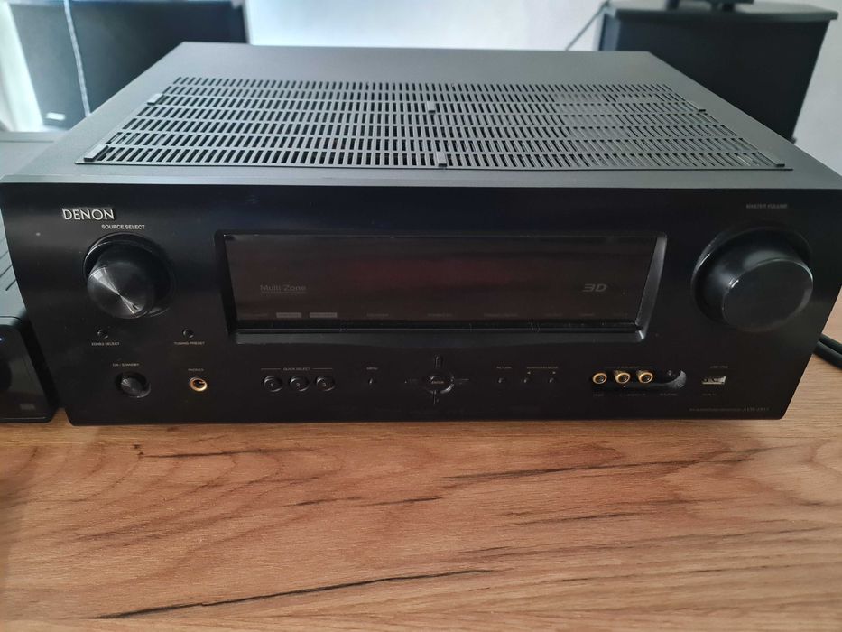 AV-ресивър Denon AVR-1911
