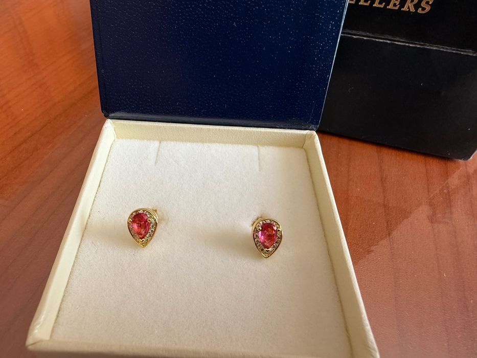 Чисто нови сребърни обеци със златно покритие