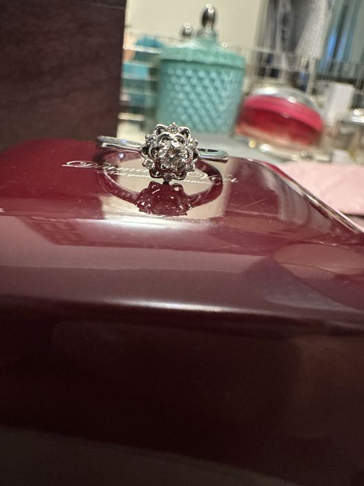 Inel din aur de 18K si diamante naturale