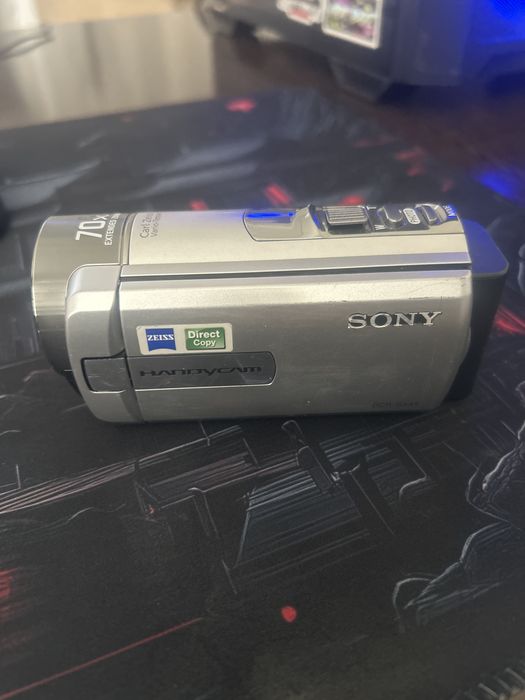 Продается видеокамера марки sony