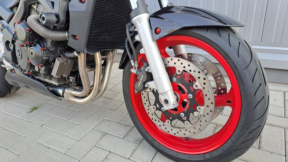 Suzuki gsr600 Yoshimura