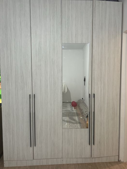 Шкаф  сатылады керек болса хабарласыңыз.