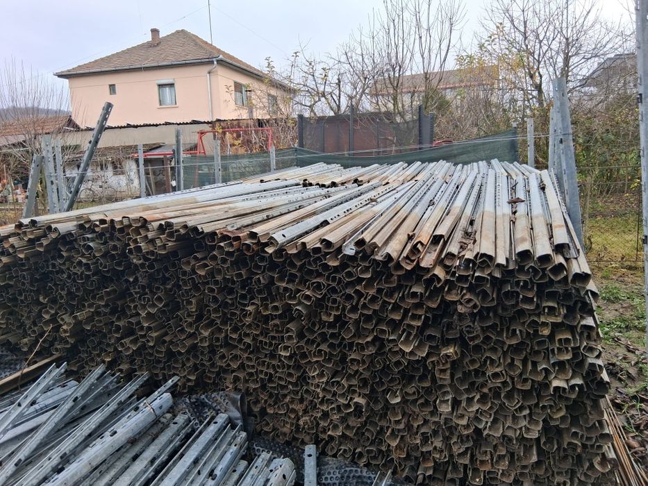 Firma sc cătă trans vinde spalieri metalici zincati aduși din Germania