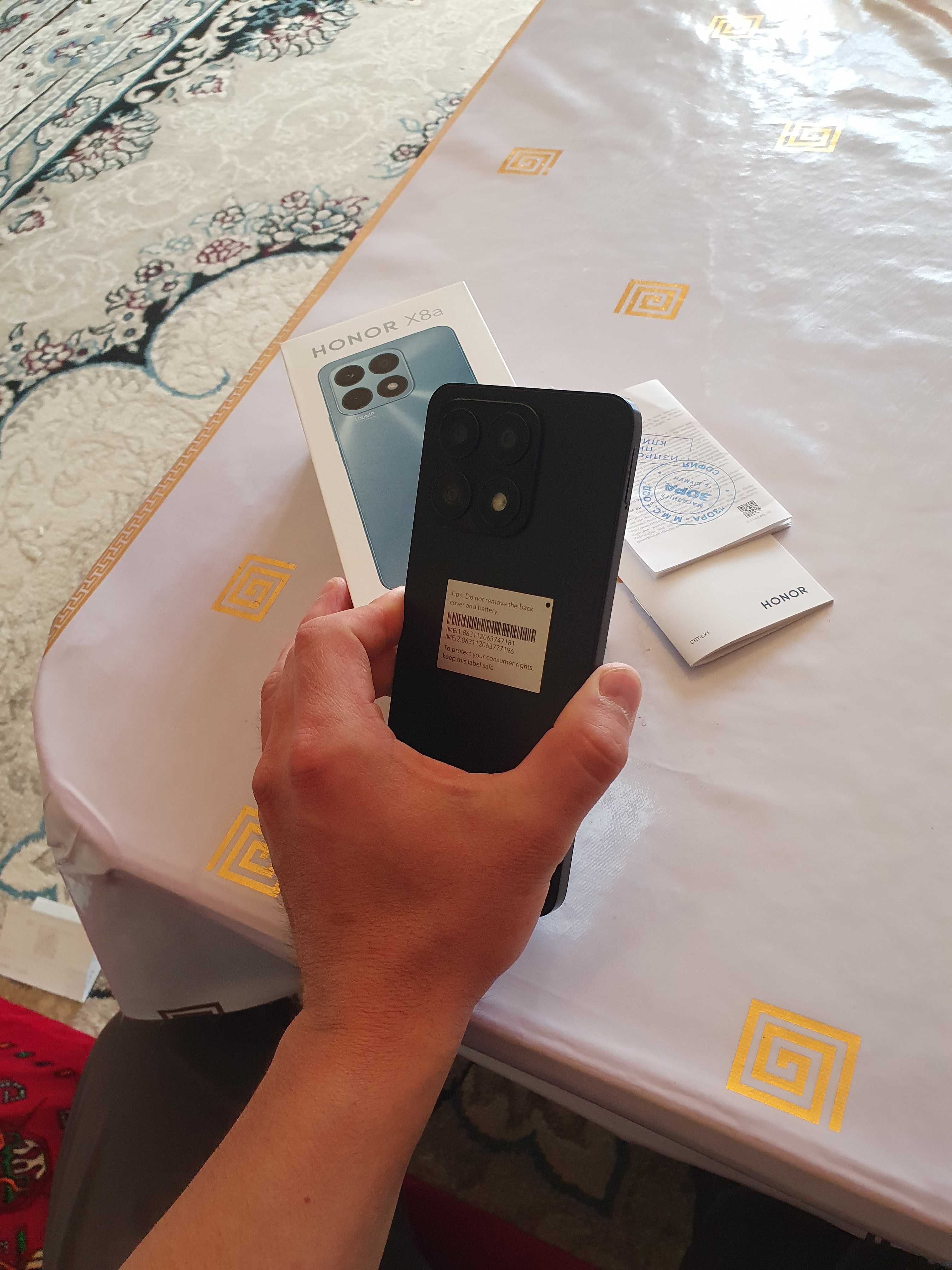 Deyarli yangi telefon Honor X8a