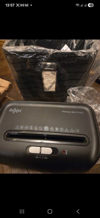 Distrugator documente Rexel Promax