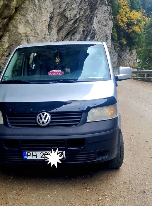 Vând VW T 5  1,9  8+1  2007