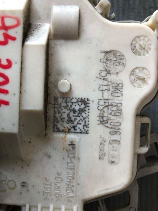 broasca usa dreapta spate  audi a4 b8  8k0839016c  ⭐⭐⭐⭐⭐