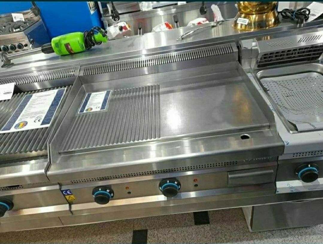 Grill electric neted/striat, jumate jumate 800x600x300mm de banc Nou