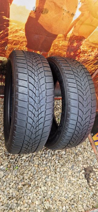 2 Anvelope Dunlop 215 55 R18 M+S Run-flat