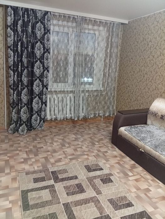 Сдам по суточно двухкомнатную квартиру