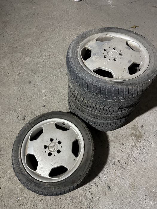 235/45/17зимние шины с дисками на мерс 5*112