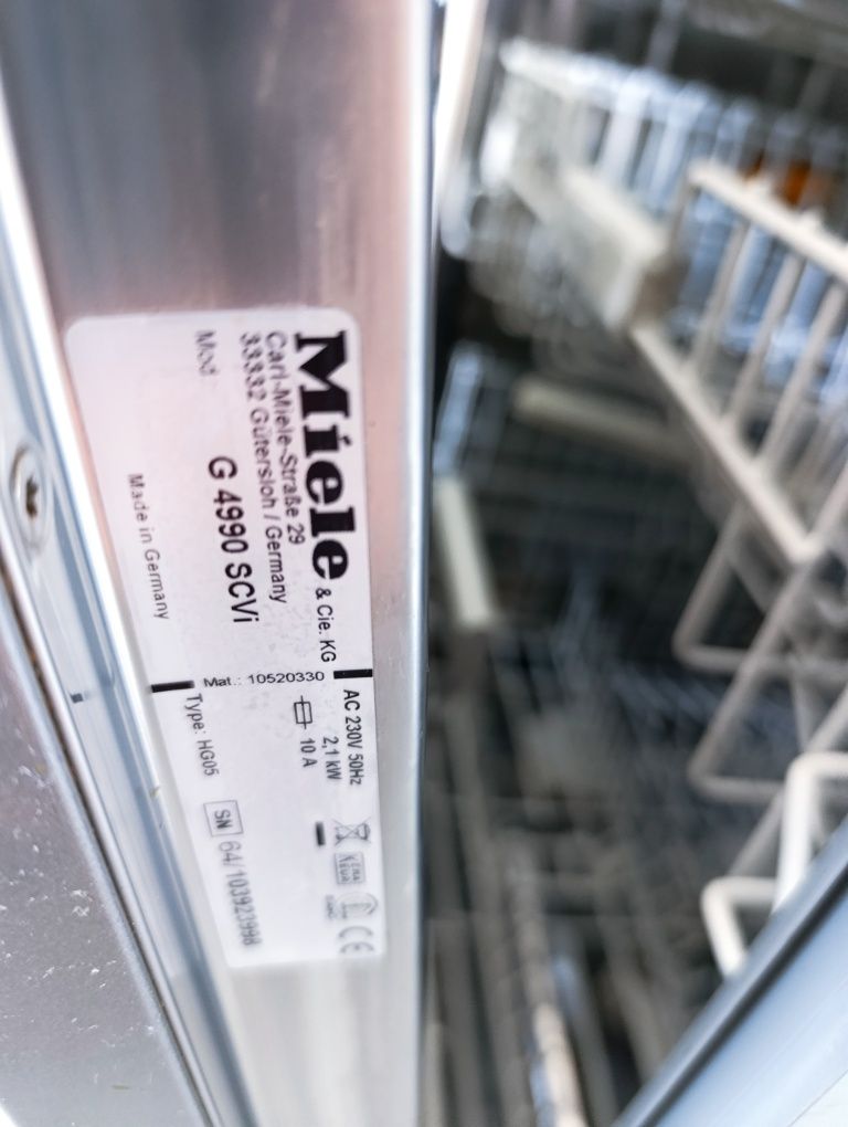 Съдомиялна за Пълно вграждане Miele XXL