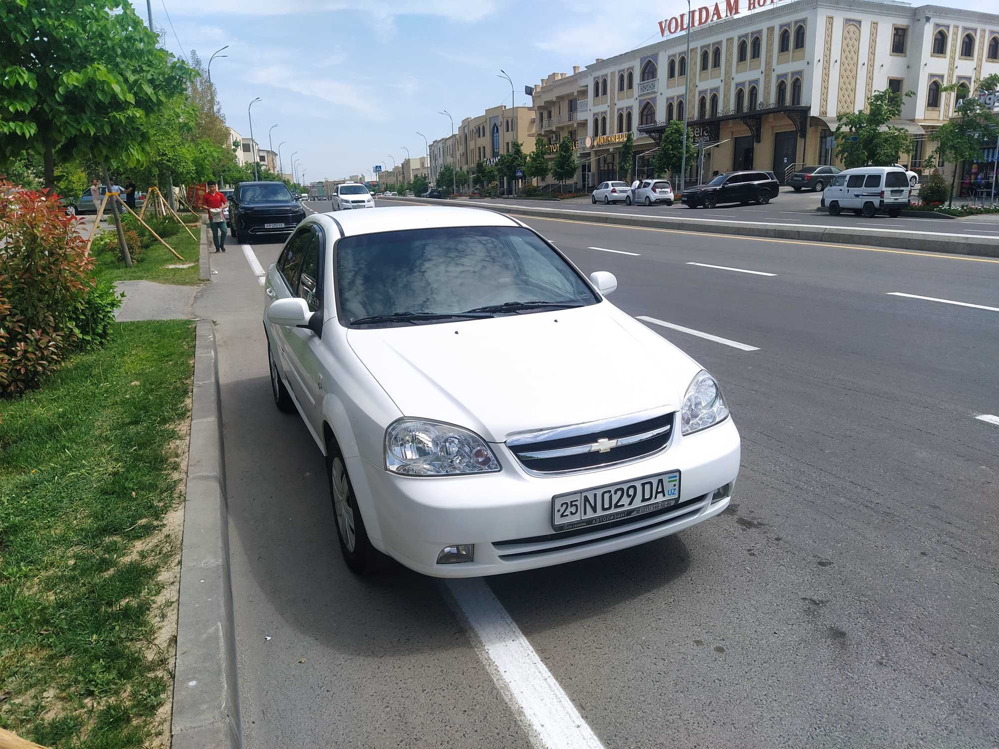 Lacetti 1.8, SOTILADI, holati zo'r.