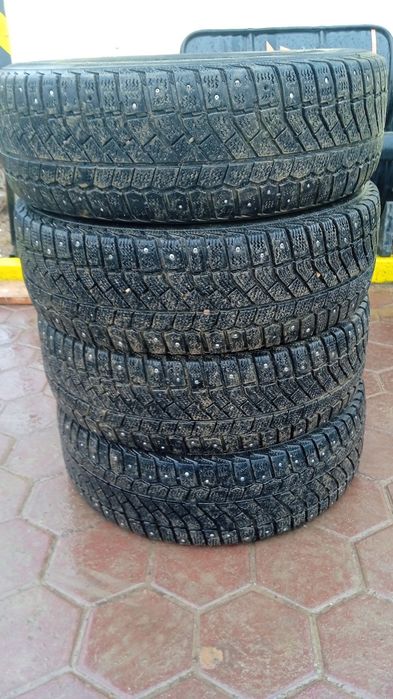 Продам резину на 15