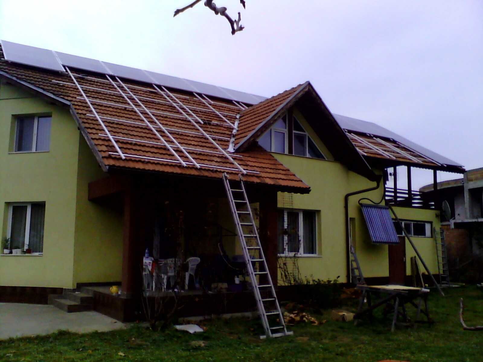 Panouri (panou solar) solare -10ani garantie -Sistem profi pt 5-6 pers