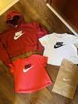 NIKE - оригинални дрешки комплект