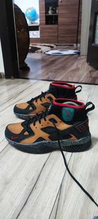 Nike Olivia Kim x Air mowabb  Nr 38.5