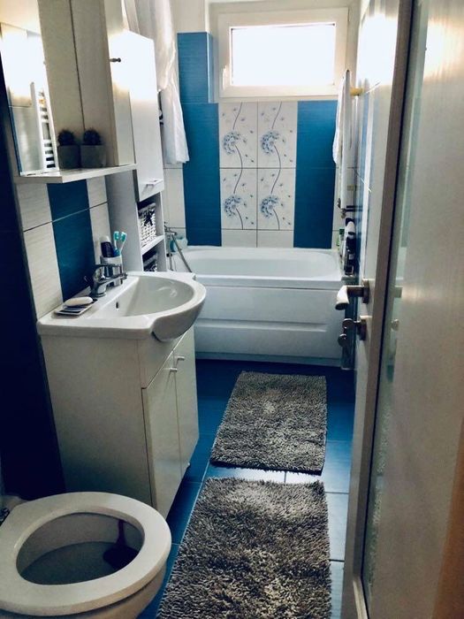 Caut colega sau coleg de apartament in zona Girocului