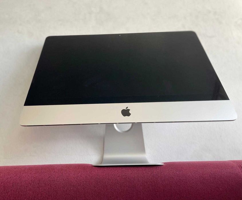 Vand Sistem PC All in One APPLE iMac 21.5 inch, macOS Sequola,