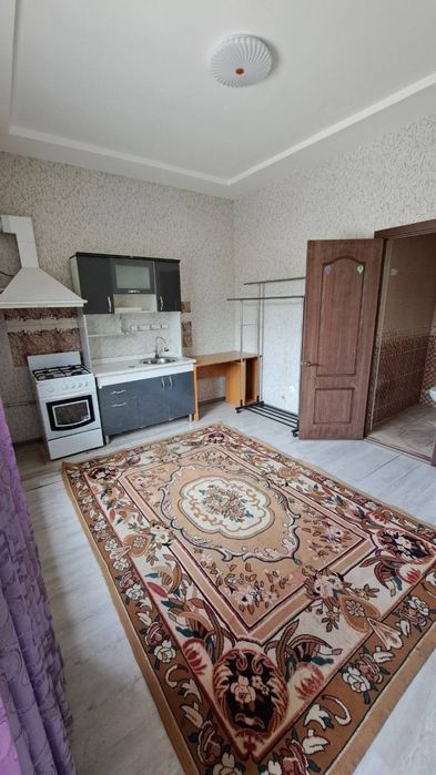 1 xonali kvartira sotiladi