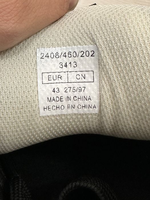 Продавам маратонки Пума и Бершка
