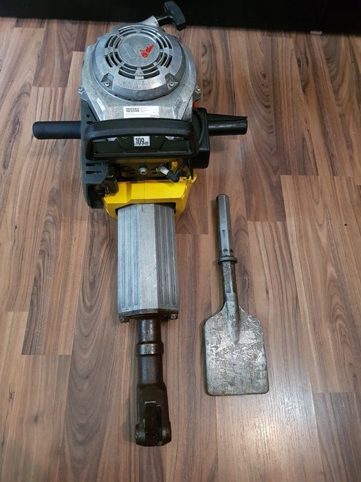 Wacker Neuson BH 55,ciocan demolator pe benzină,fabricație 2023.