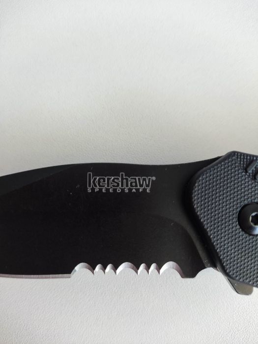 Сгъваем нож със Speedsafe