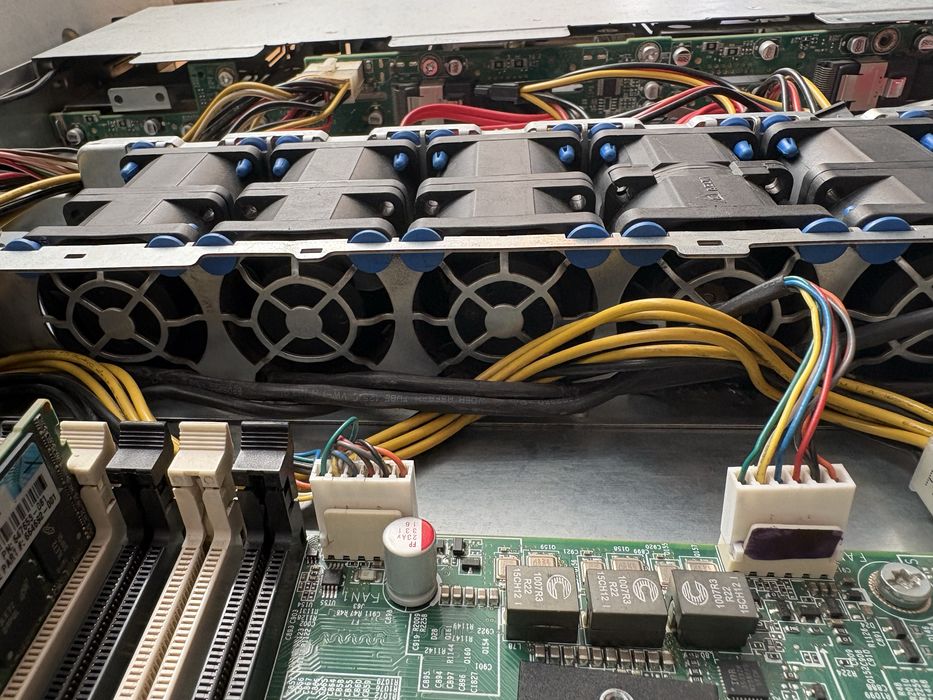 Server HP ProLiant SE316M1 / DE VANZARE / PIESE / SCHIMB