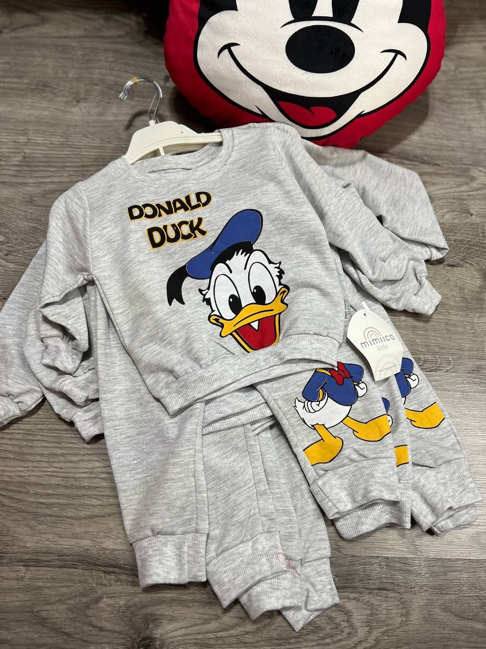 Compleu Donald copii