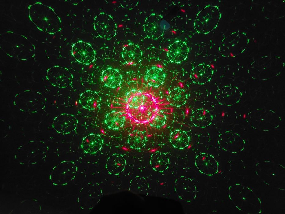 DJ Disco Laser за партита с вградена презареждаща се акумулаторна бате