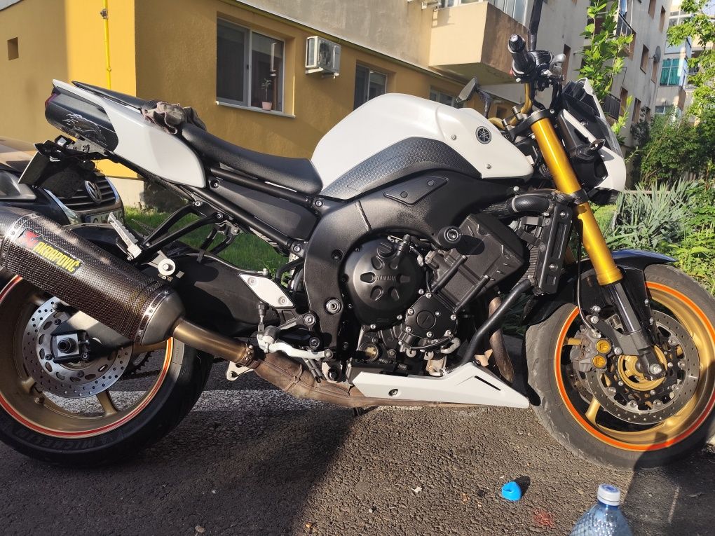 Se vinde Yamaha fz8