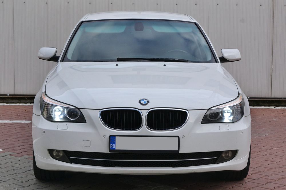 BMW Seria 5 E60 LCi/ 520d/ 2.0 diesel/ 2008 177cp/ Navi Mare