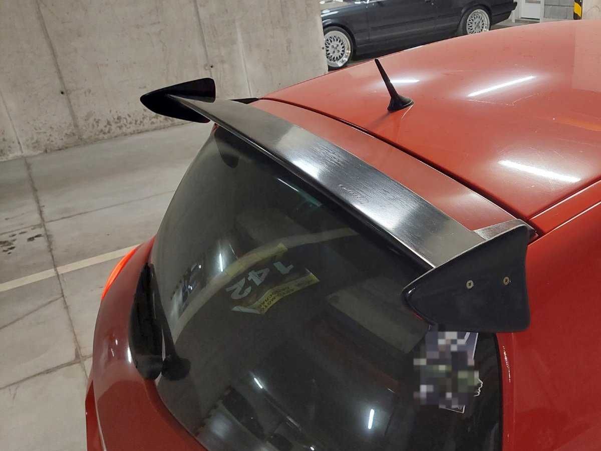Спойлер (антикрило) заден капак за Renault Clio 3 / Рено Клио 3 тип RS