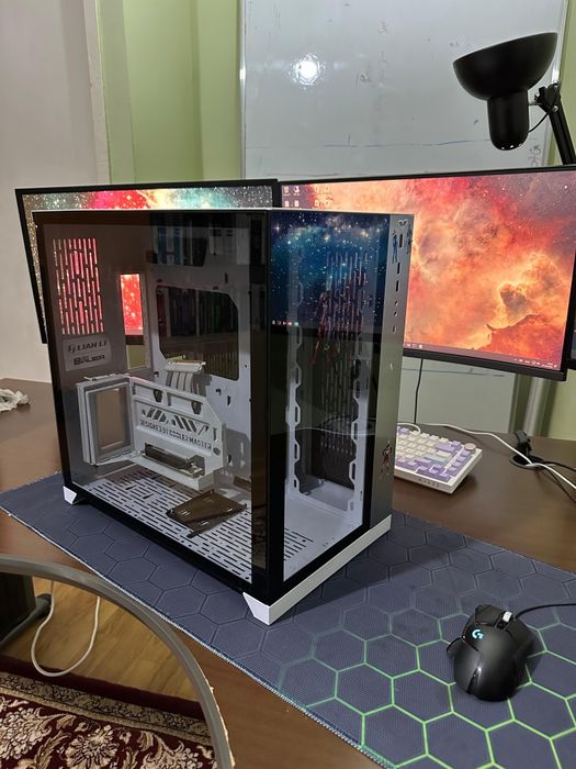 Кейс - корпус компьютера Lian Li 011 Dynamic