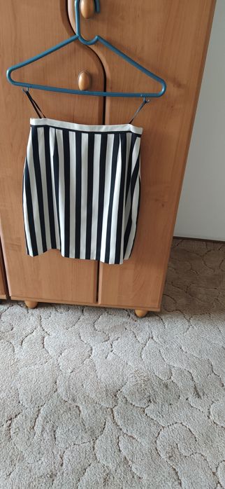Vând costume dama