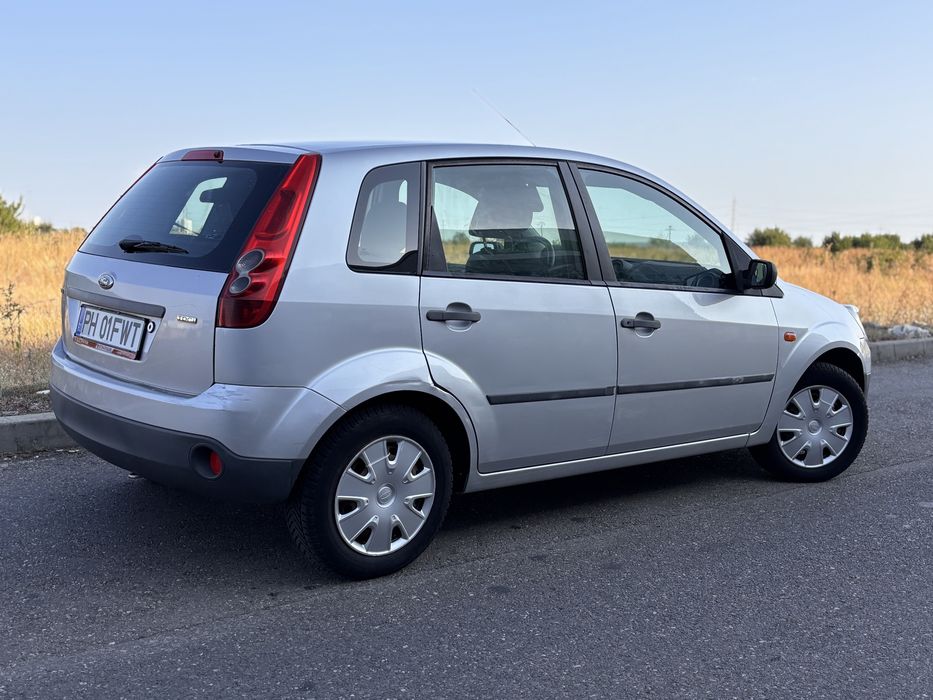 Ford Fiesta 1.4 - Proprietar - Anevelope All Season - AC