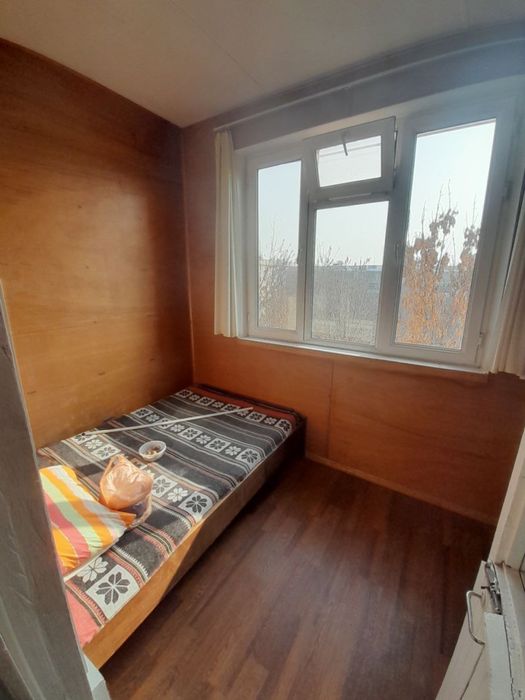 Срочно продаётся Юнусабад 19кв 2/5/5