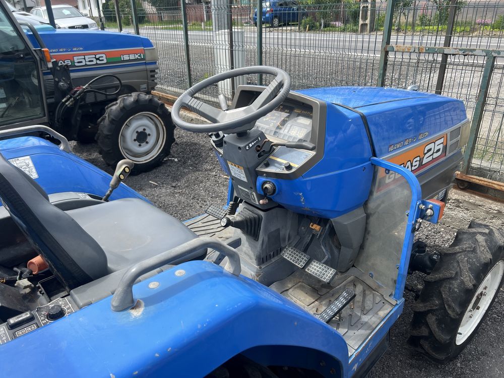 Tractoras tractor japonez iseki geas 25