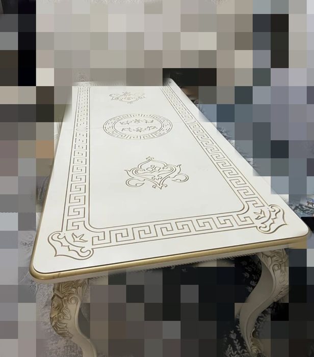 Продаю гостевой стол 2.8метра