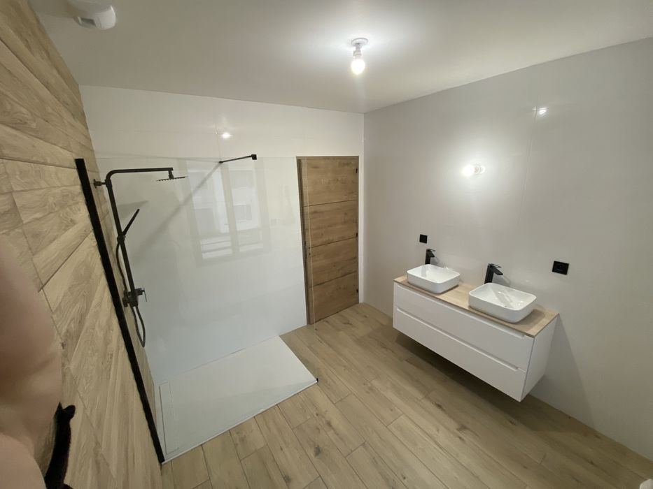 Glet//  Zugraveala // Renovari interioare