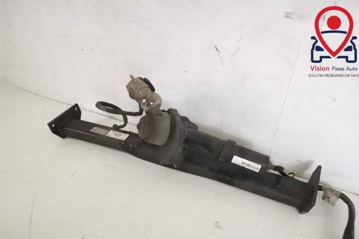 Carlig De Remorcare Spate Rabatabil Electric Original In Stare Buna Fo