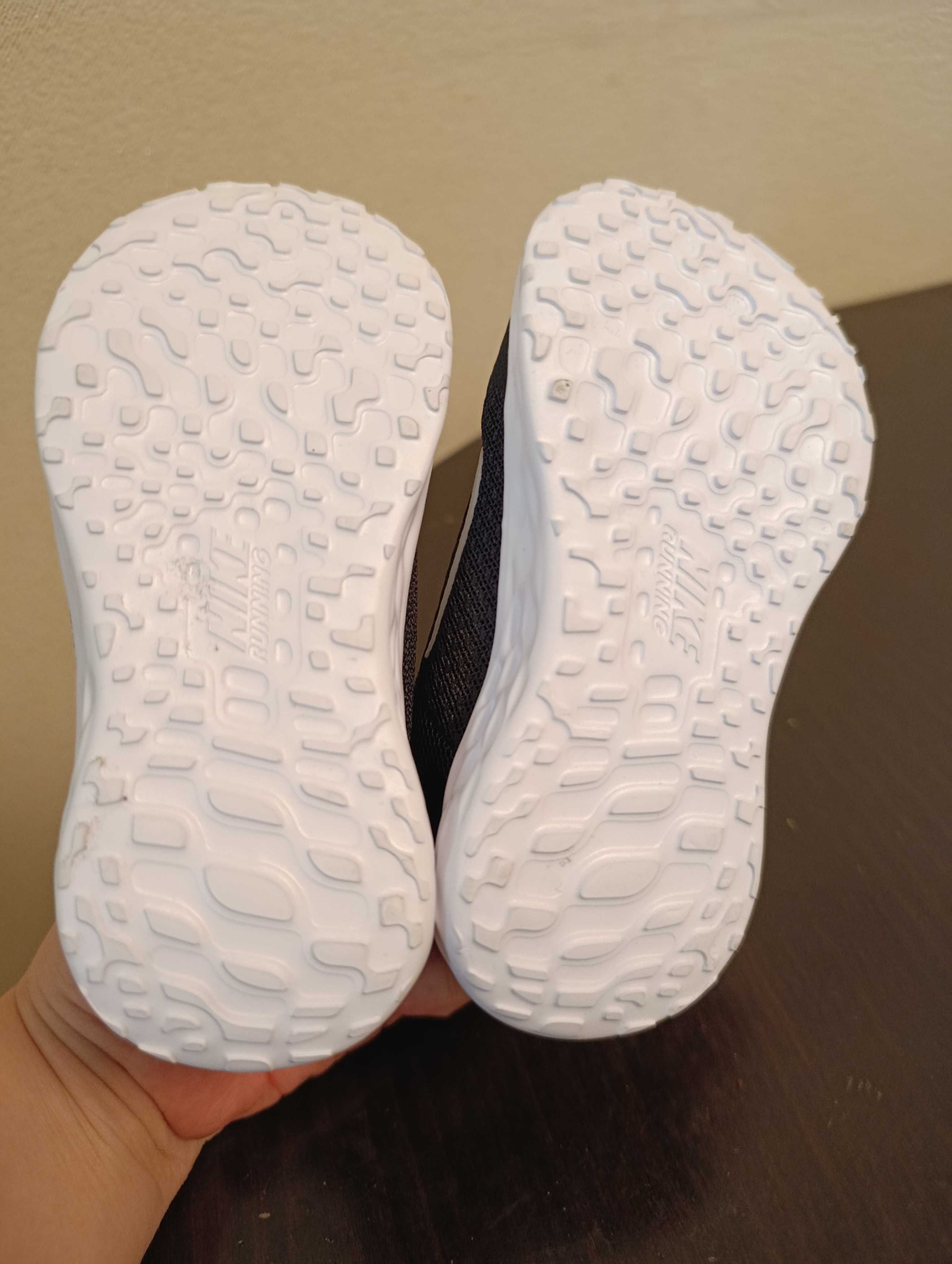 Детски маратонки Nike 23 номер