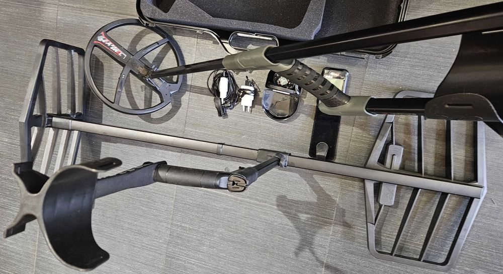 Кантар XP Xtrem Hunter и металотърсач Deus 2